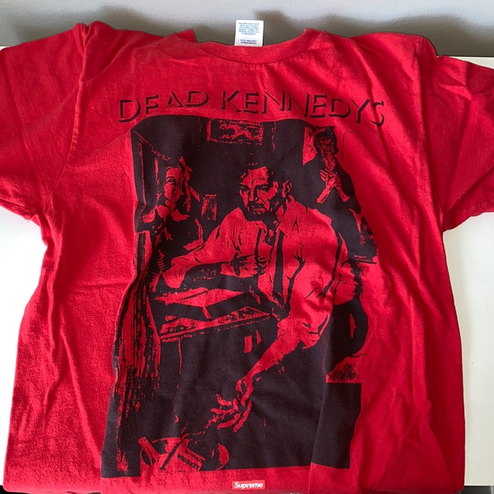 Supreme T-Shirt